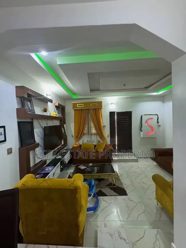 3bdrm Duplex in Eneka, Obio-Akpor for sale