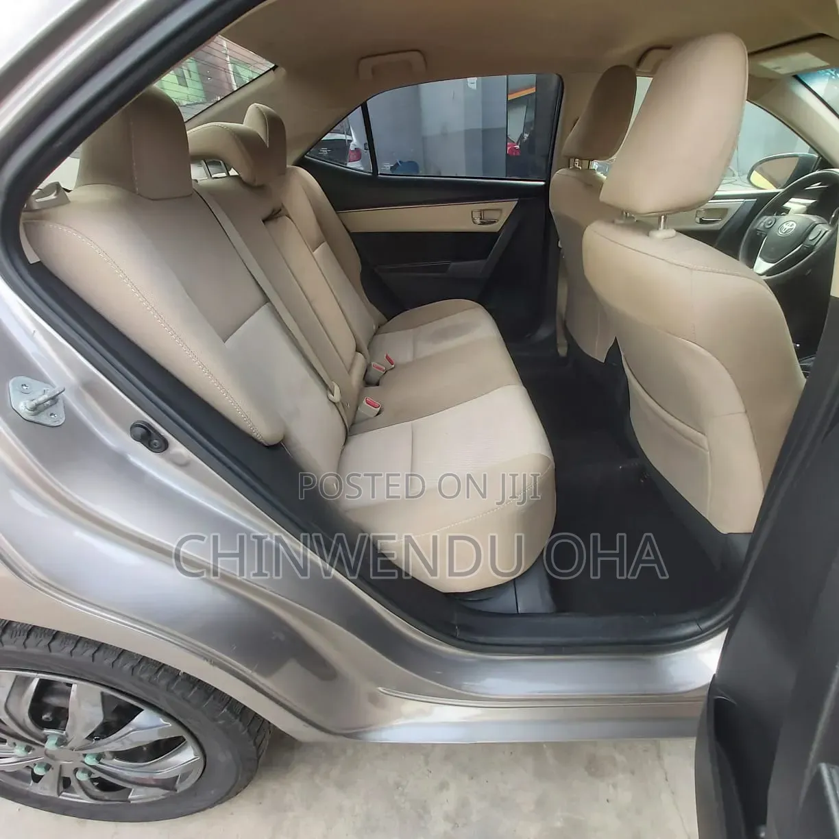Toyota Corolla 2016 Gold