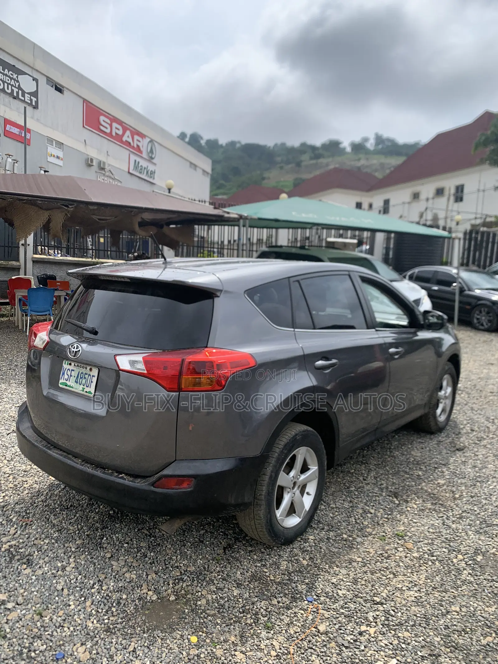 Toyota RAV4 LE 4dr SUV (2.5L 4cyl 6A) 2014 Gray