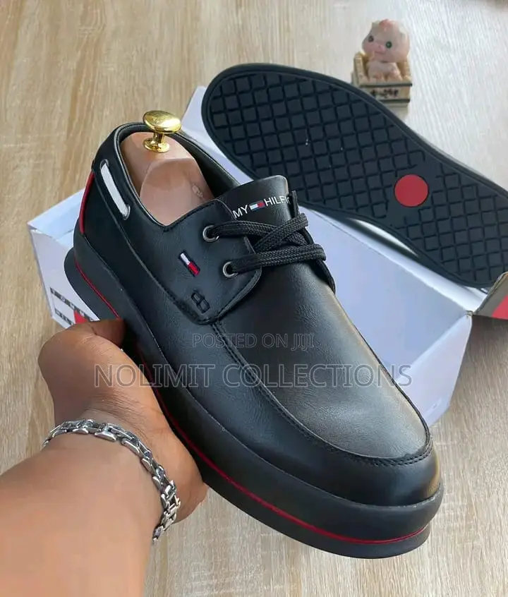 Tommy Hilfiger Leather Boat Shoe Sneaker Hybrid