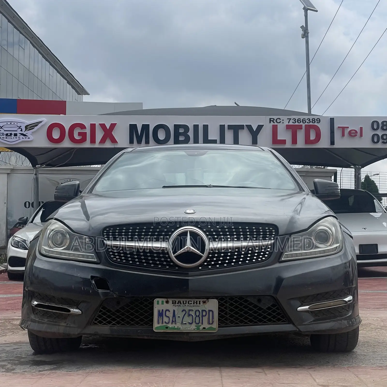 Mercedes-Benz C300 2012 Gray
