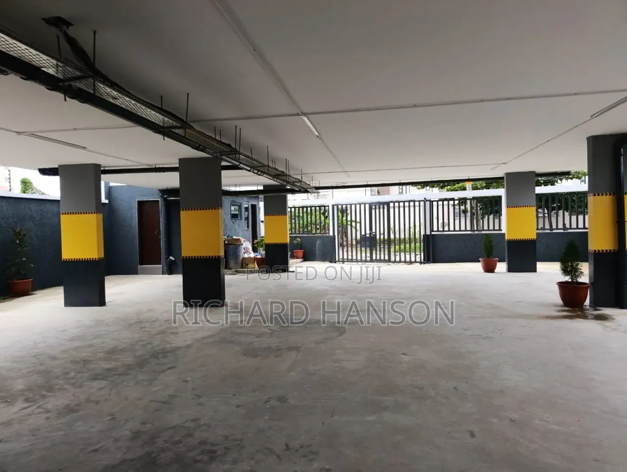 3bdrm Apartment in Parkview for sale