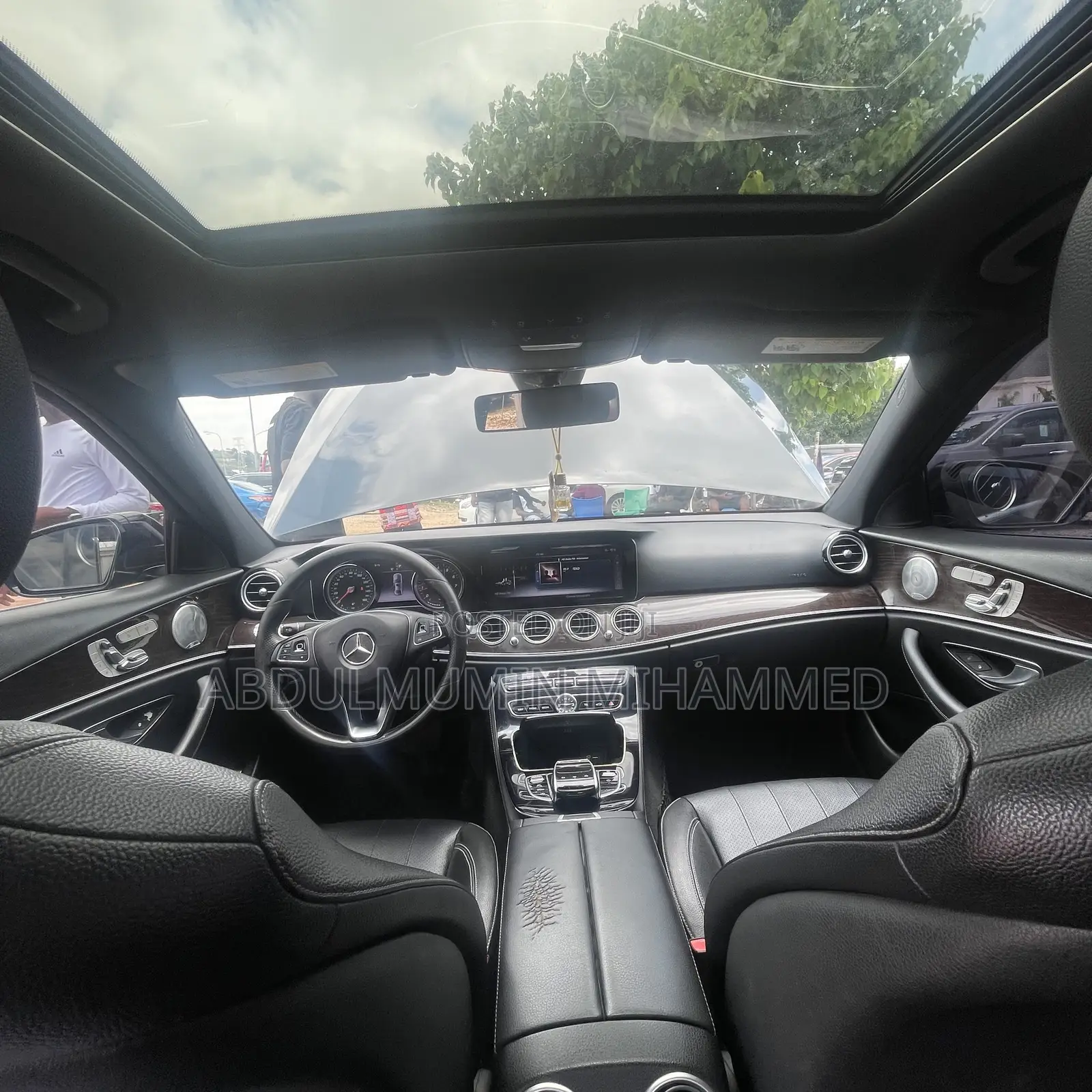 Mercedes-Benz E300 2016 Black