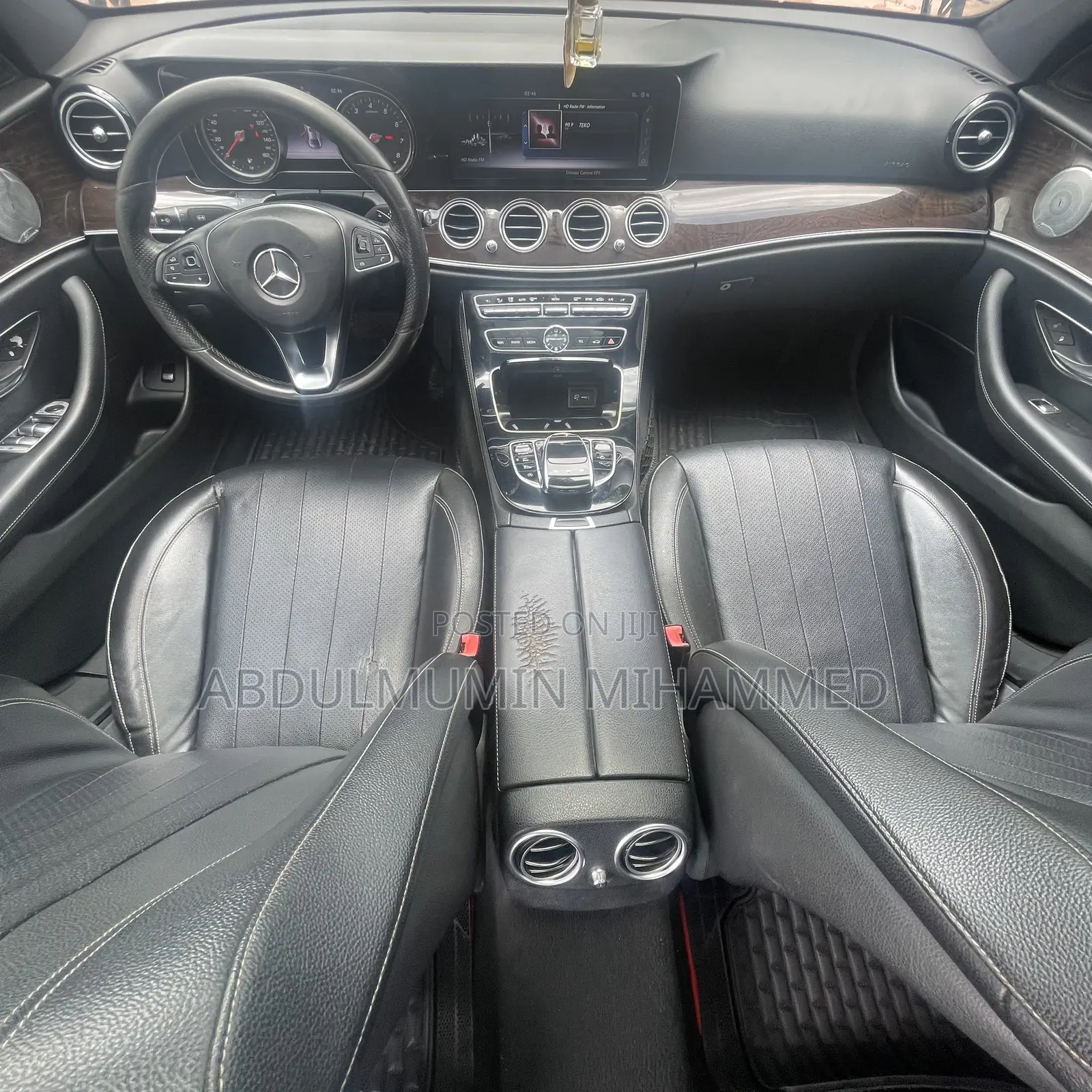 Mercedes-Benz E300 2016 Black