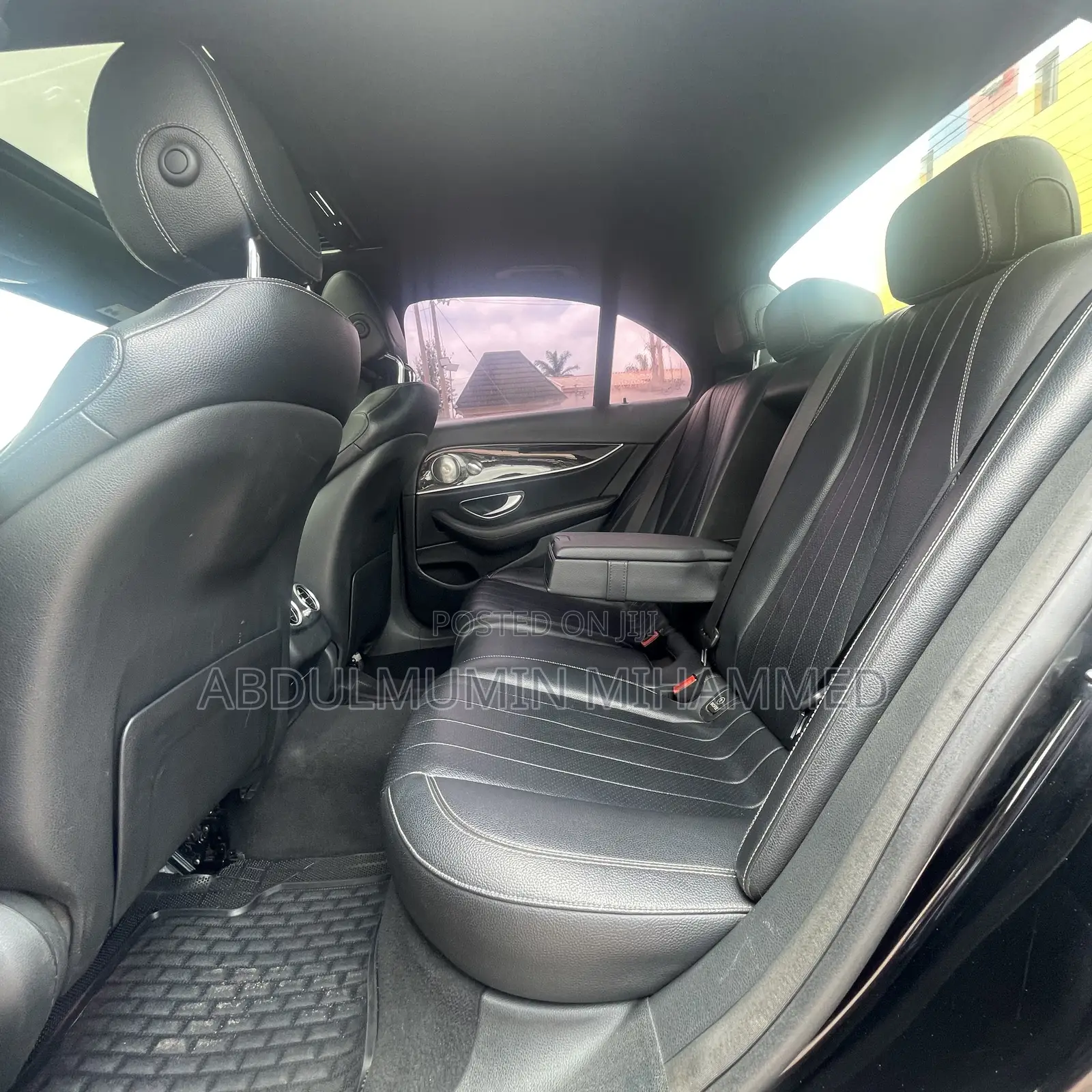 Mercedes-Benz E300 2016 Black