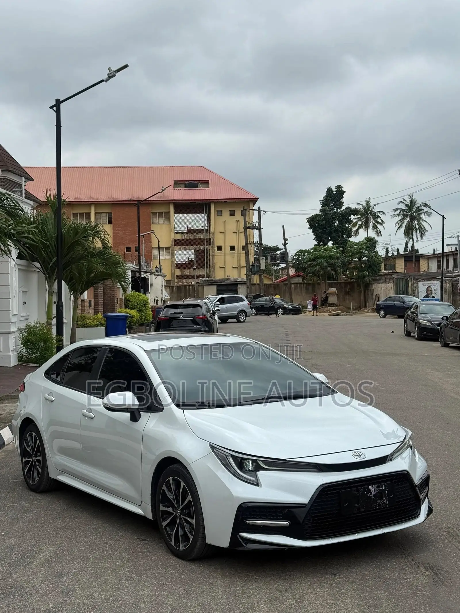 Toyota Corolla SE 2020 White