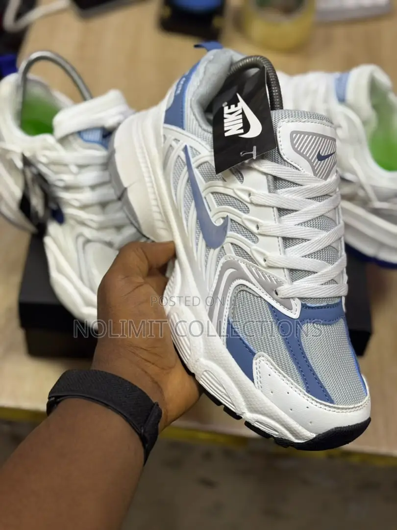 Nike Runner Trendy Sneakers