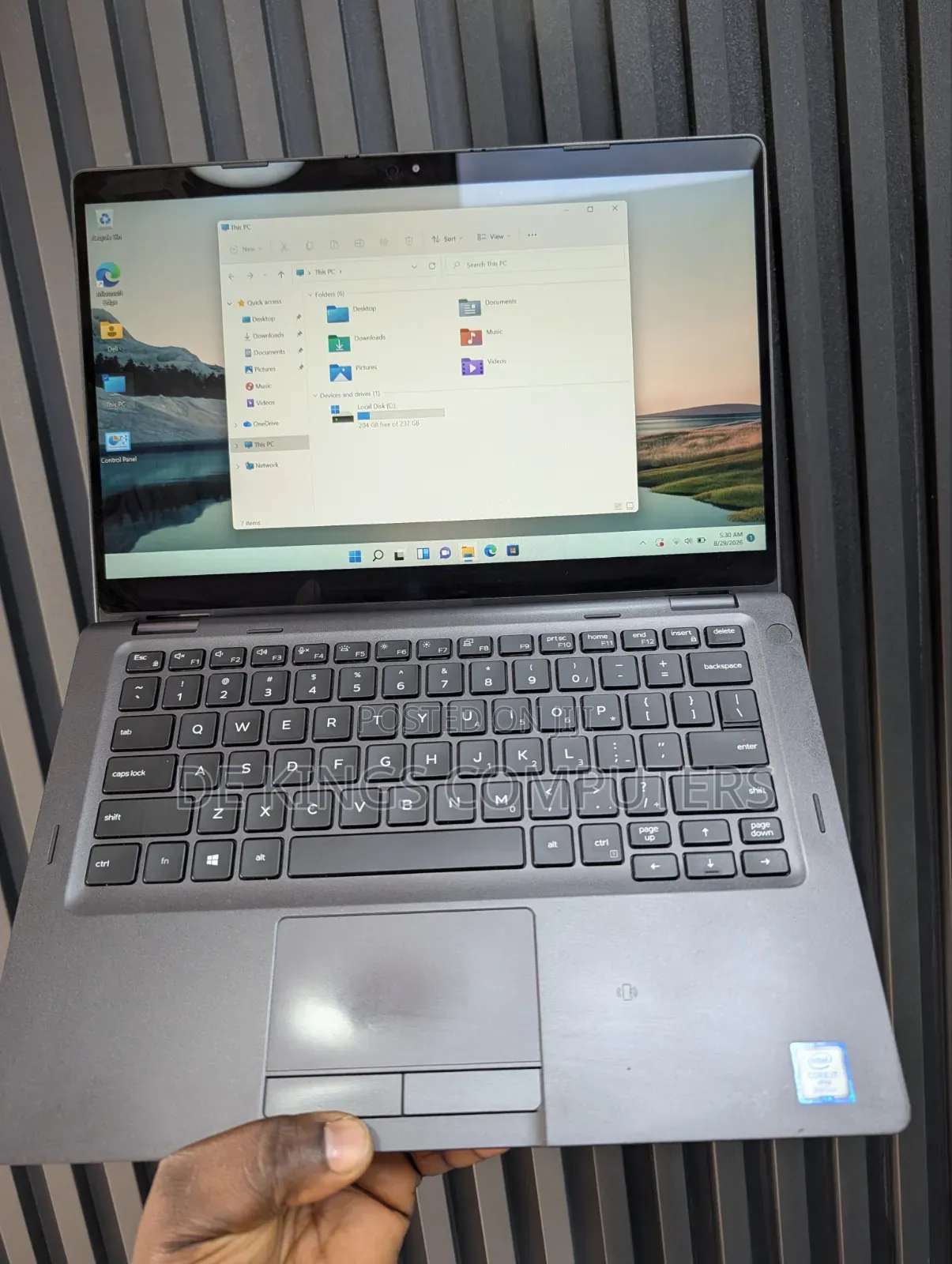 Laptop Dell Latitude 5300 2-in-1 8GB Intel Core i7 SSD 256GB
