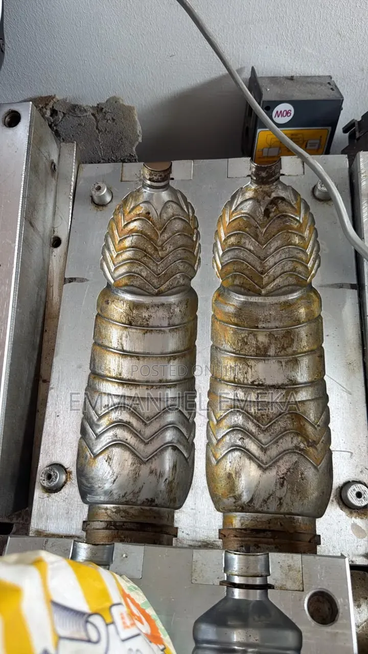 Pet Bottle Mould 150cl and 160cl Pet Bottle Mould