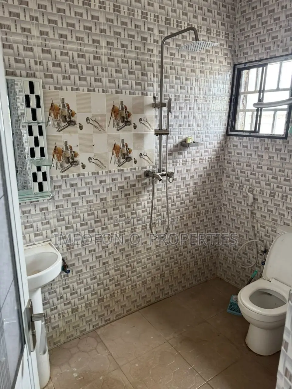 3bdrm Bungalow in Nasarawa for rent