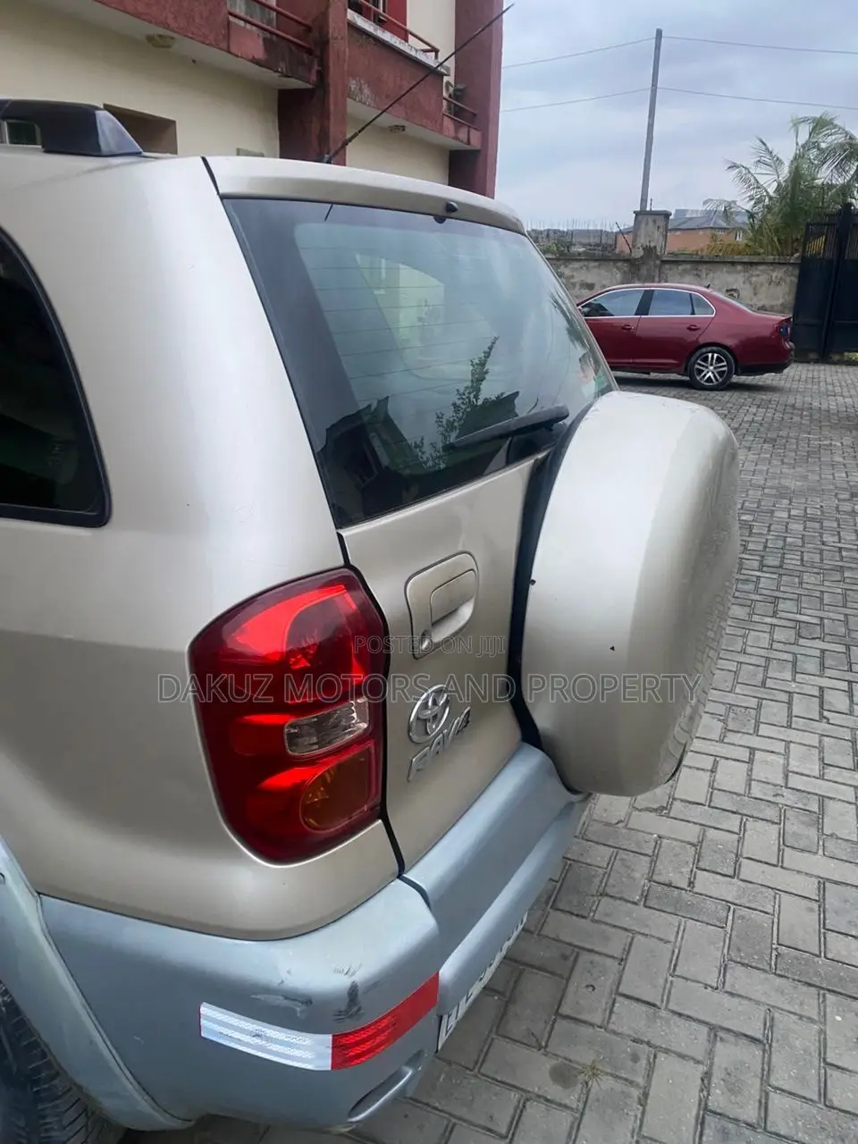 Toyota RAV4 2005 Gold