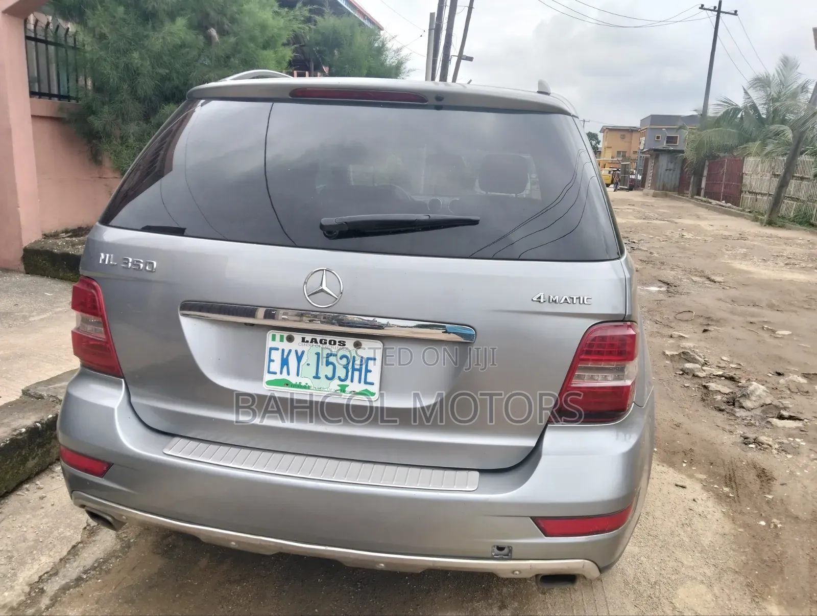 Mercedes-Benz M Class 2011 Blue