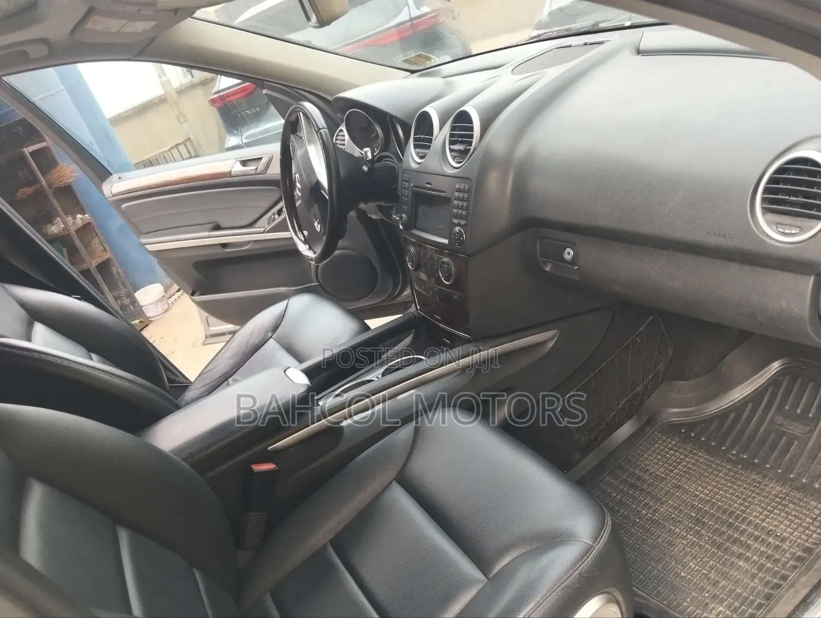 Mercedes-Benz M Class 2011 Blue