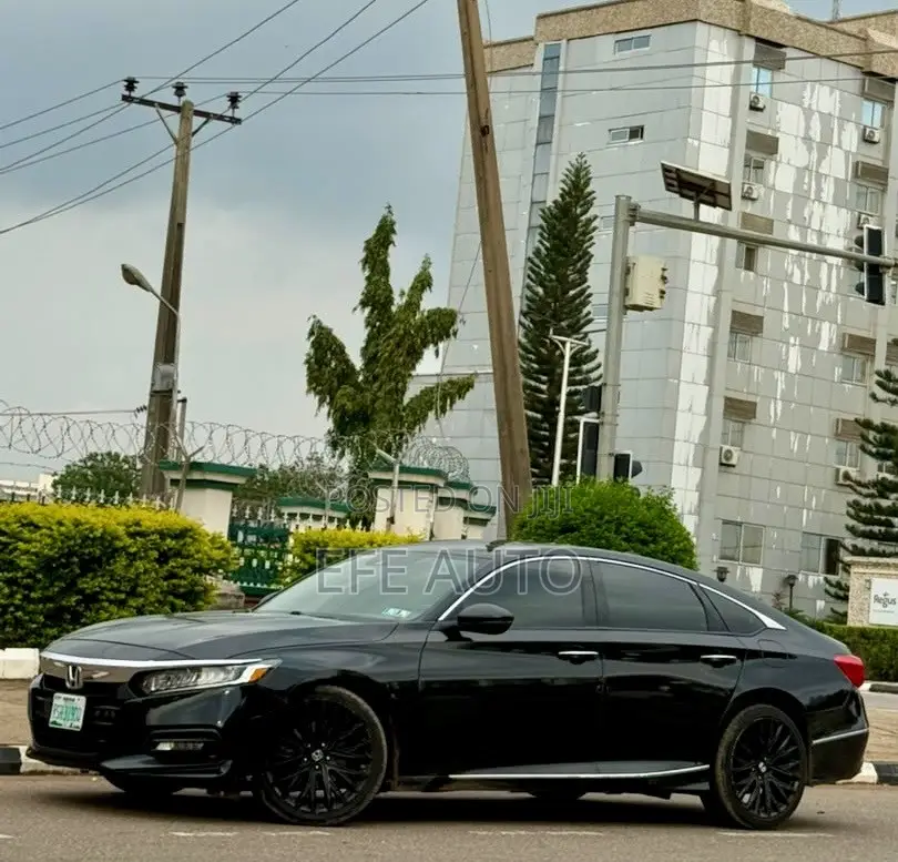 Honda Accord Touring 2.0T 2018 Black