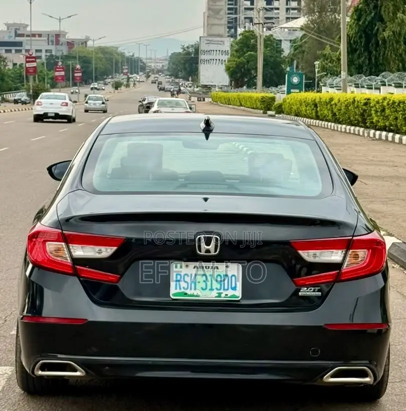 Honda Accord Touring 2.0T 2018 Black