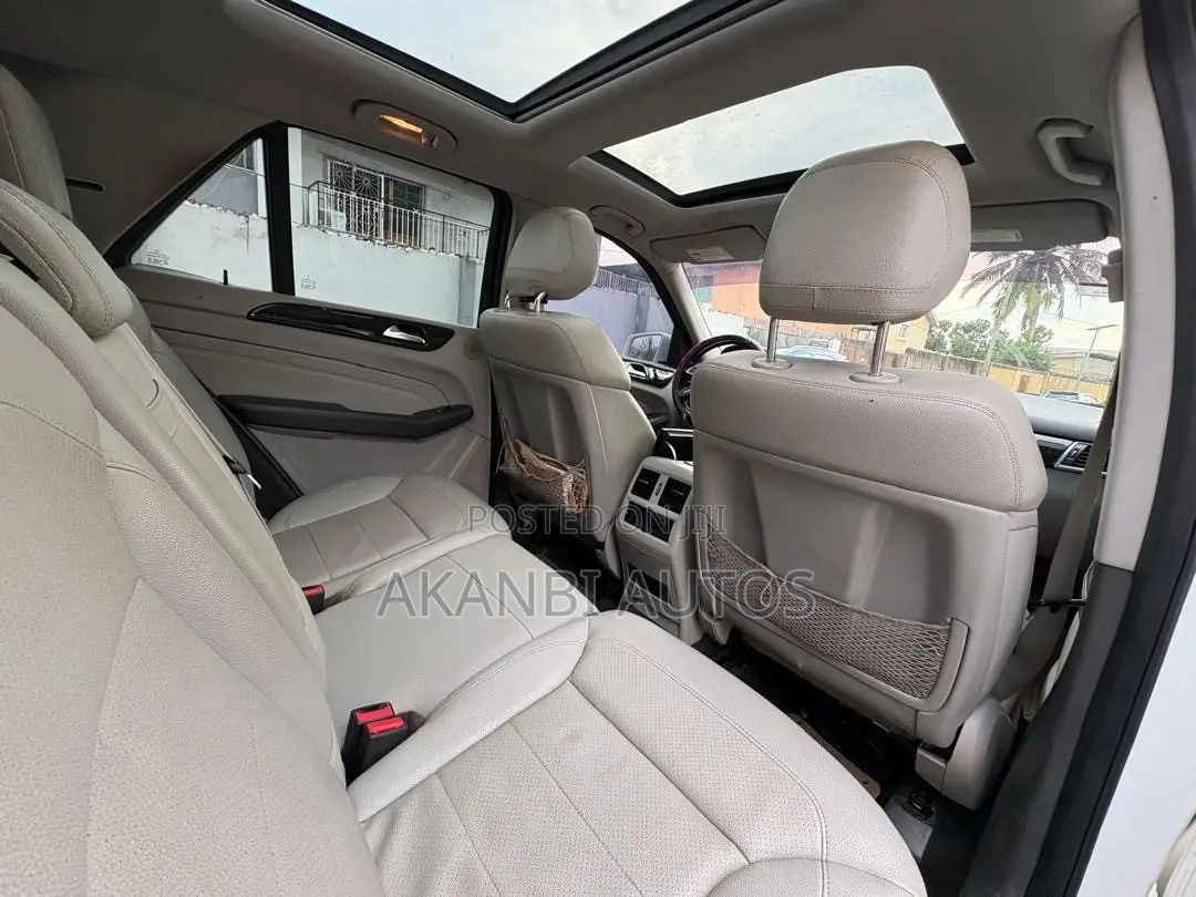 Mercedes-Benz M Class ML350 4MATIC 4dr SUV AWD (3.5L 6cyl 7A) 2015