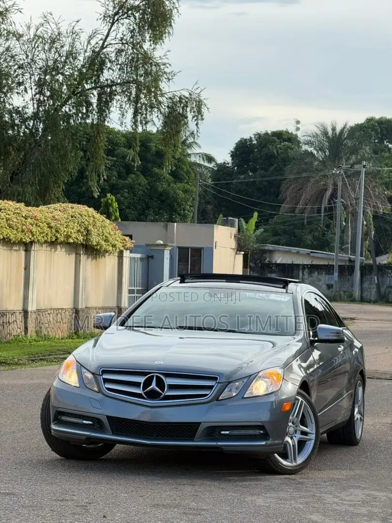 Mercedes-Benz E350 Base 2dr Coupe RWD (3.5L 6cyl 7A) 2013 Gray