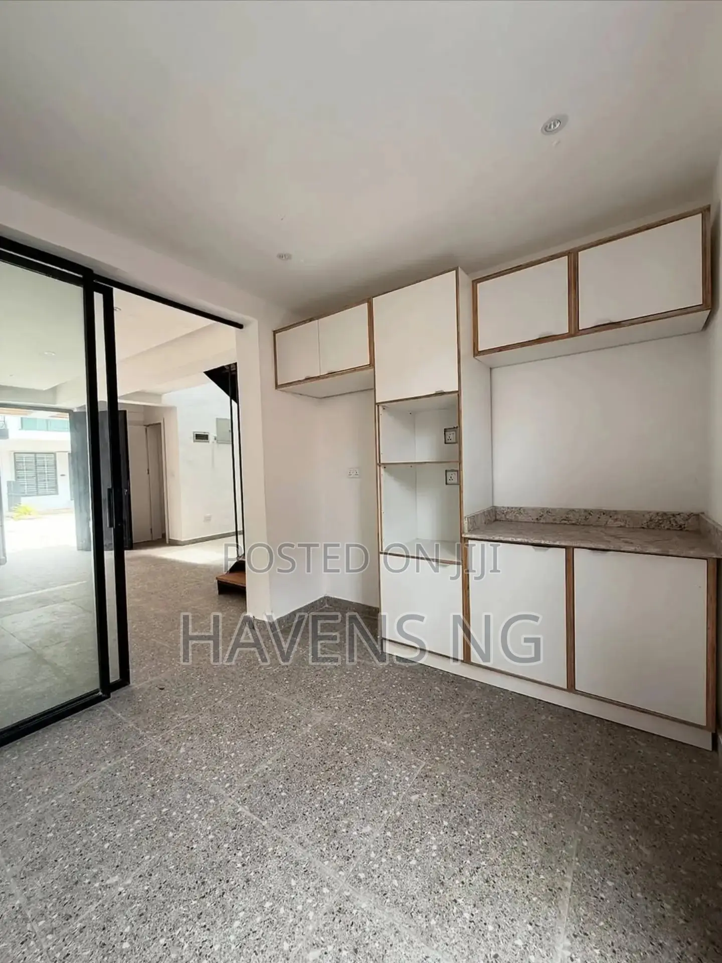 4bdrm Duplex in Ikate for sale