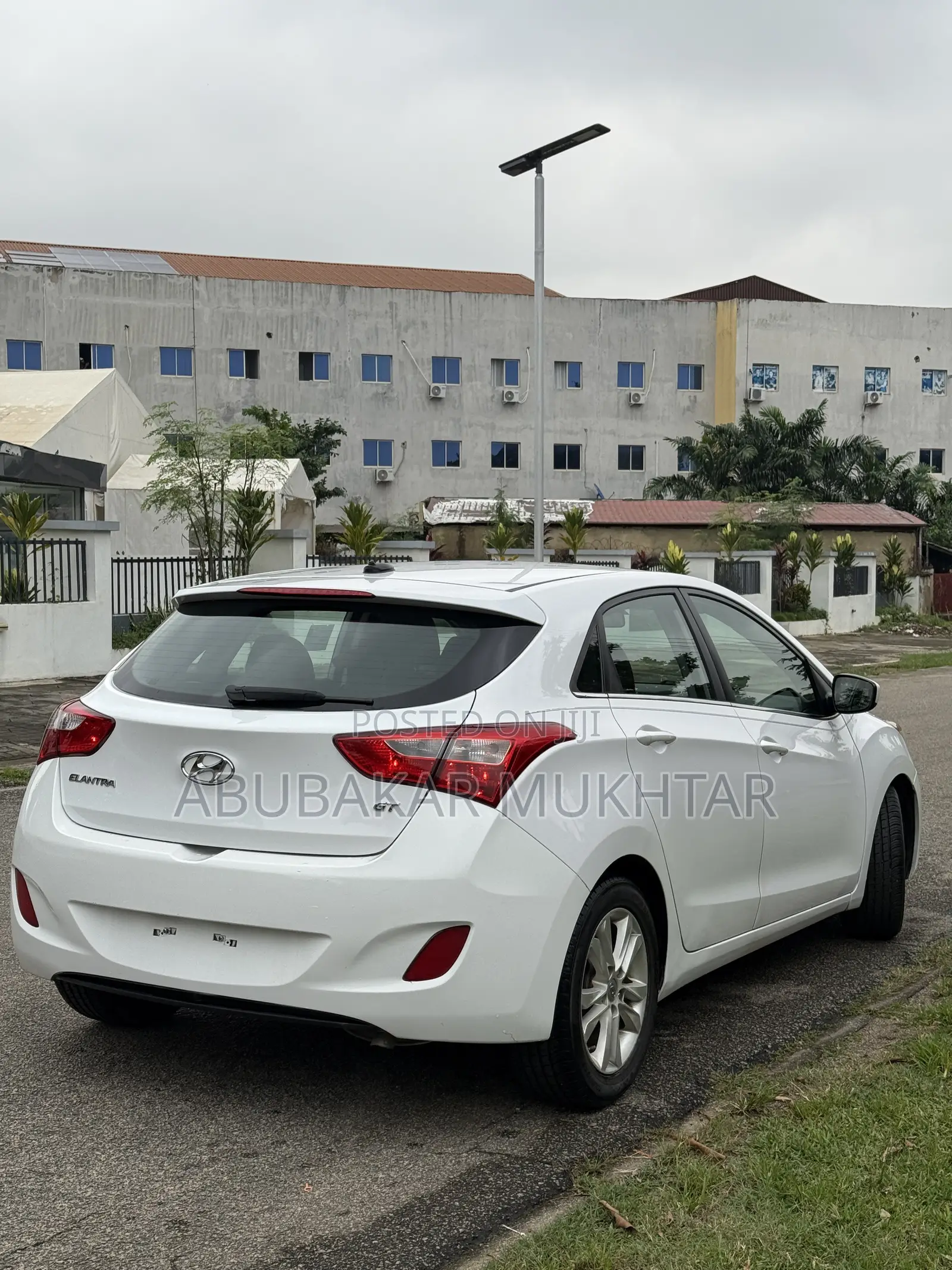 Hyundai Elantra 2014 White