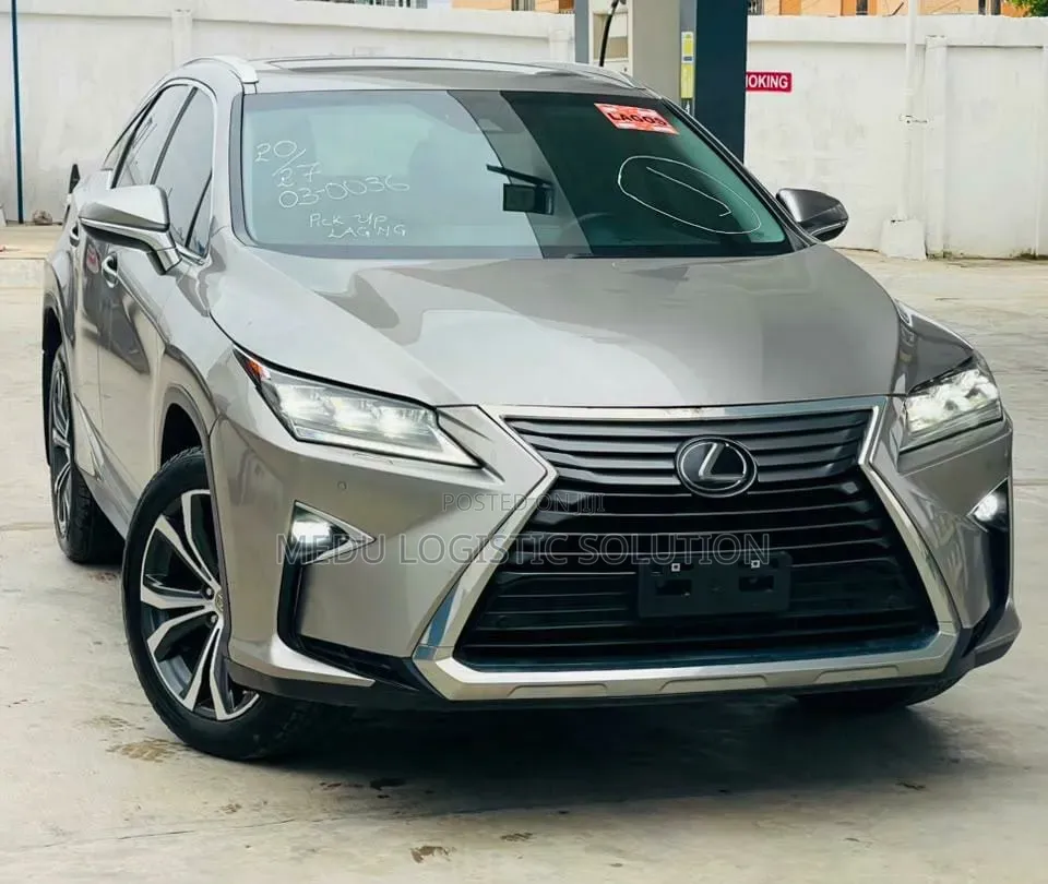 Lexus RX 350 FWD 2017 Gold