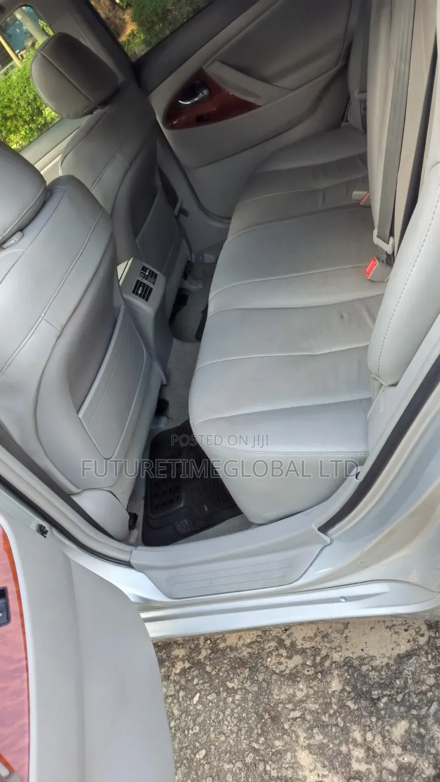 Toyota Camry 2011 Silver