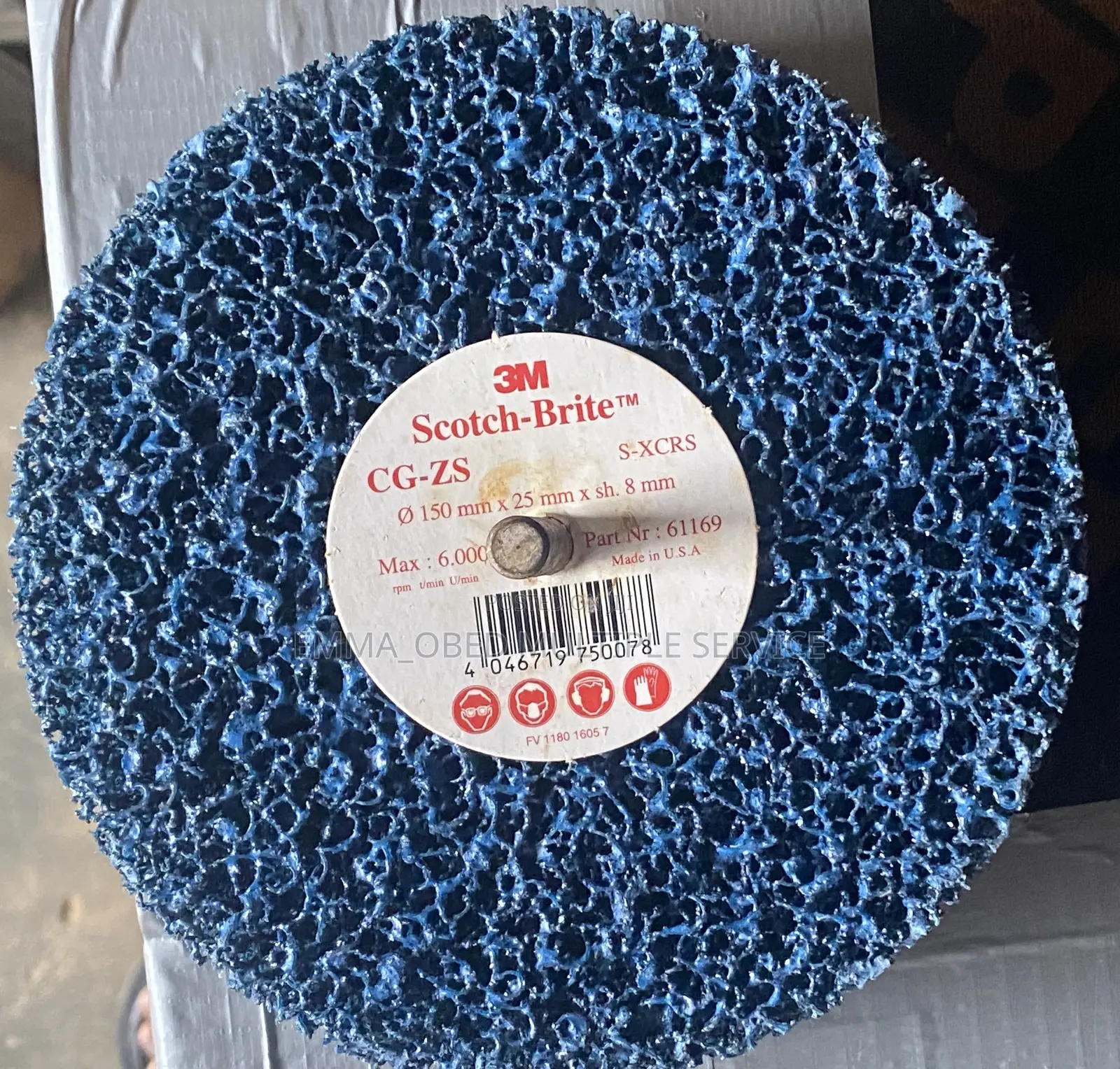 3M Scotch-Brite CG-ZS Clean and Strip Disc.