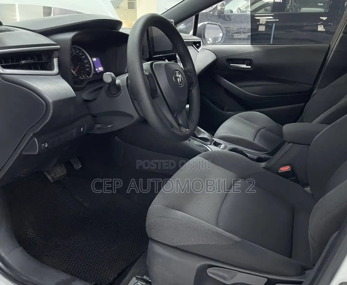 Toyota Corolla 2022 White