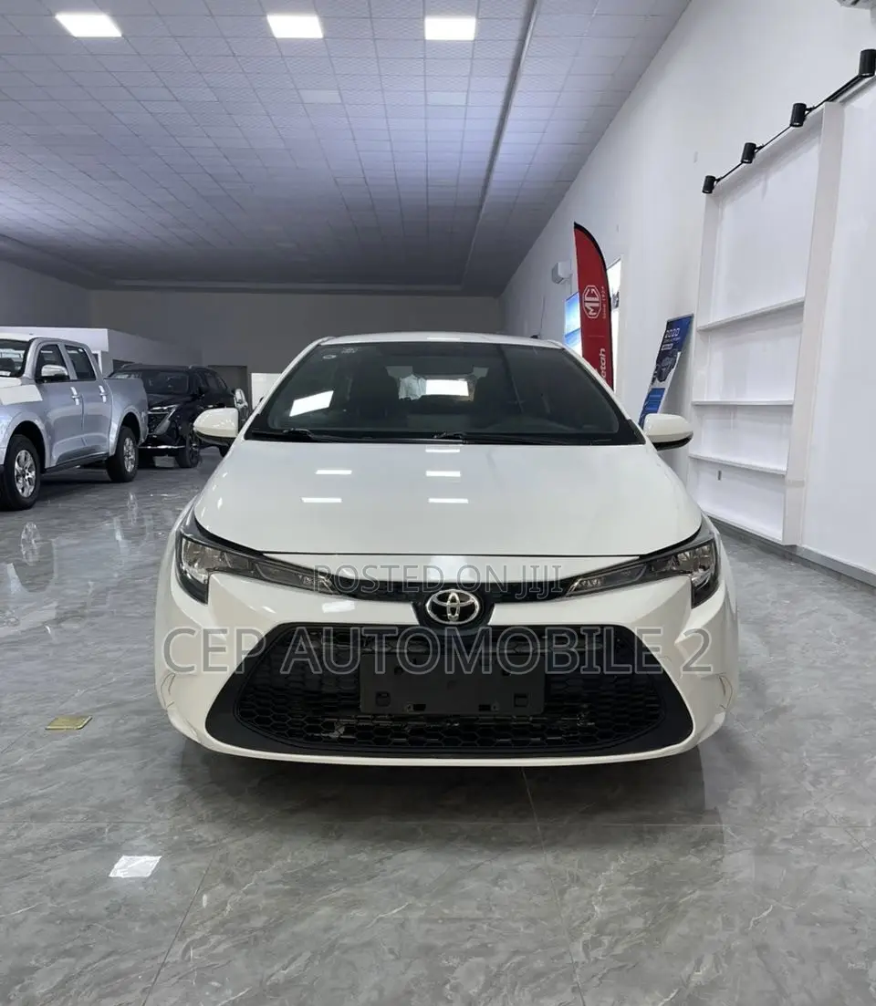 Toyota Corolla 2022 White