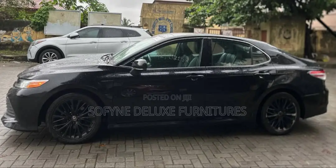 Toyota Camry 2018 Black
