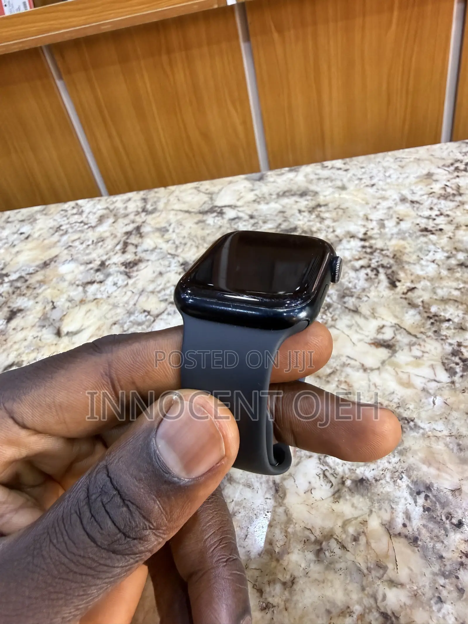 Apple Watch Series 8