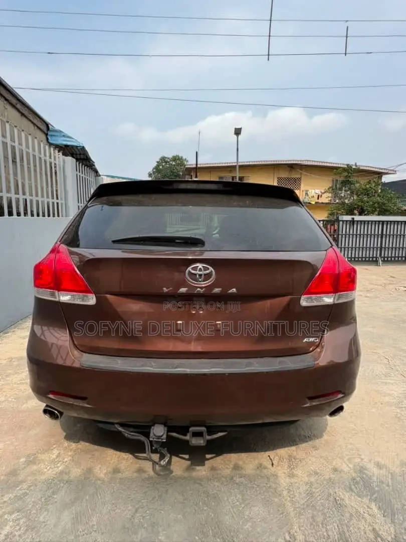Toyota Venza 2010 Brown