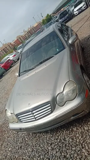 Mercedes-Benz C320 2009 Gray