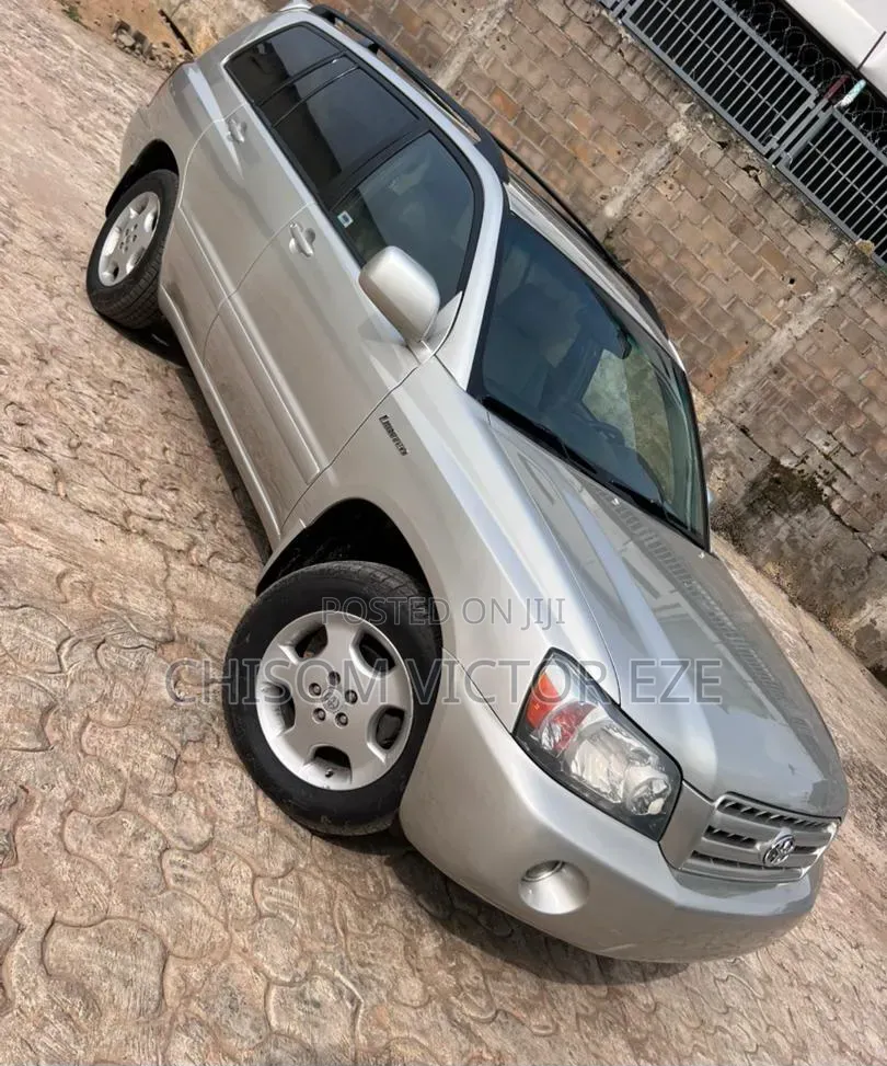 Toyota Highlander V6 2005 Silver