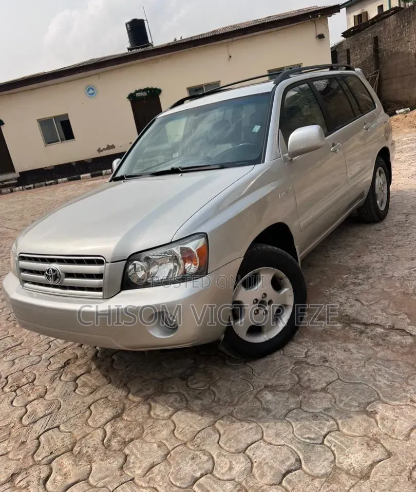 Toyota Highlander V6 2005 Silver