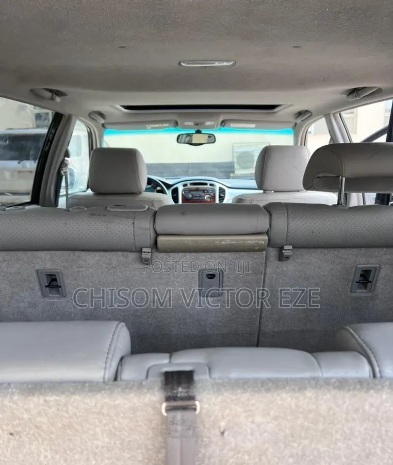 Toyota Highlander V6 2005 Silver