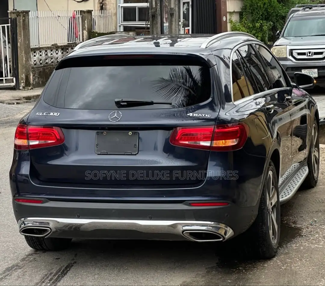 Mercedes-Benz GLC-Class 2016 Blue