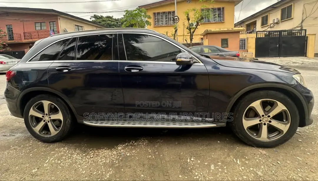 Mercedes-Benz GLC-Class 2016 Blue