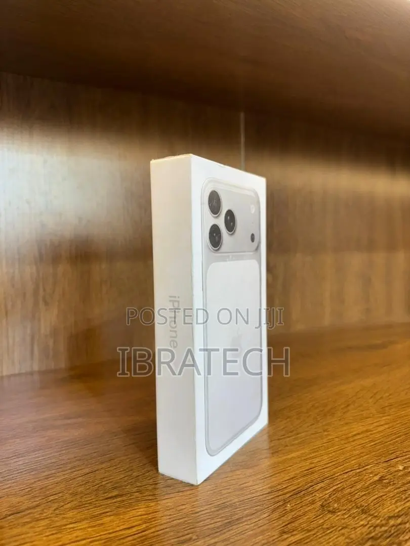 New Apple iPhone 17 Pro Max 256 GB Silver