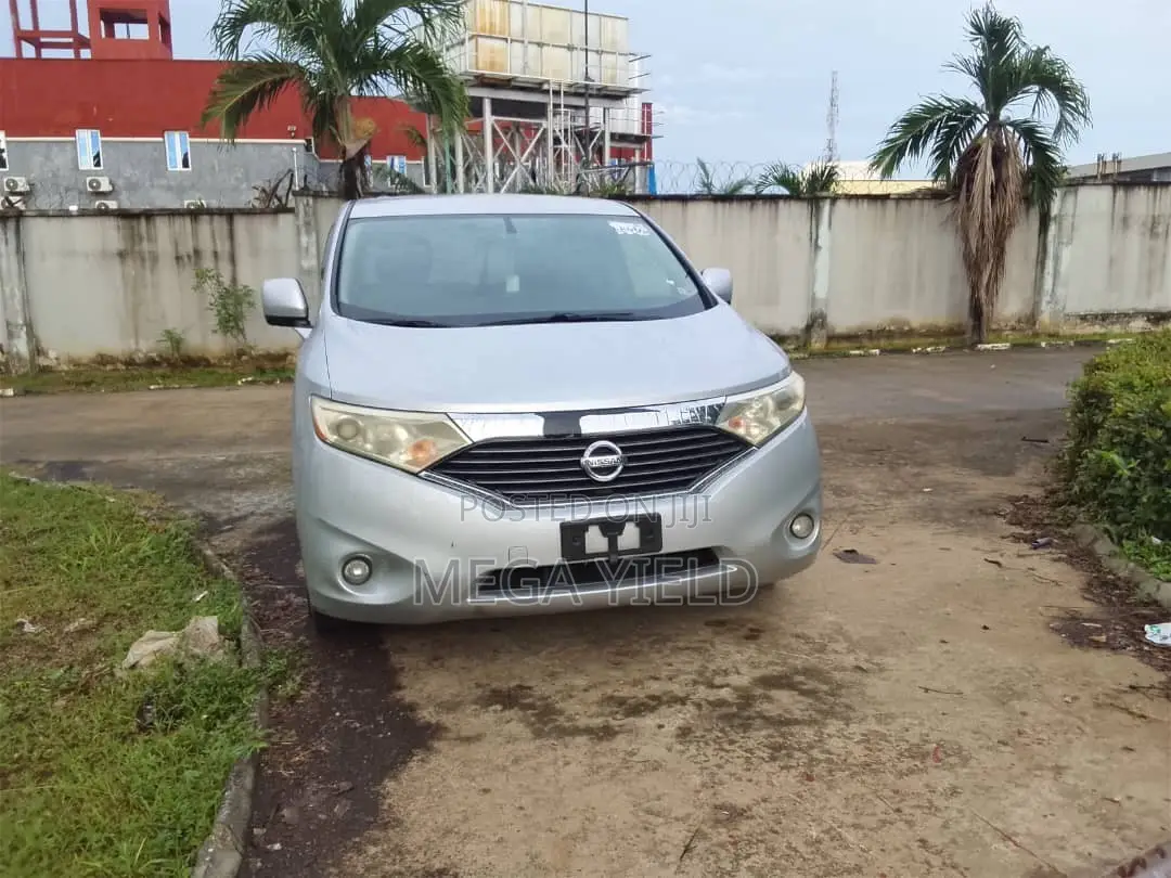 Nissan Quest SV 4dr Minivan (3.5L 6cyl CVT) 2014 Silver