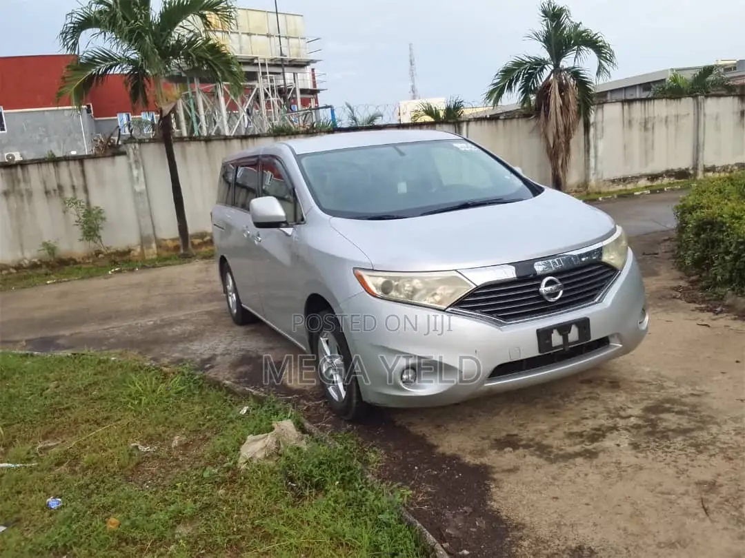 Nissan Quest SV 4dr Minivan (3.5L 6cyl CVT) 2014 Silver