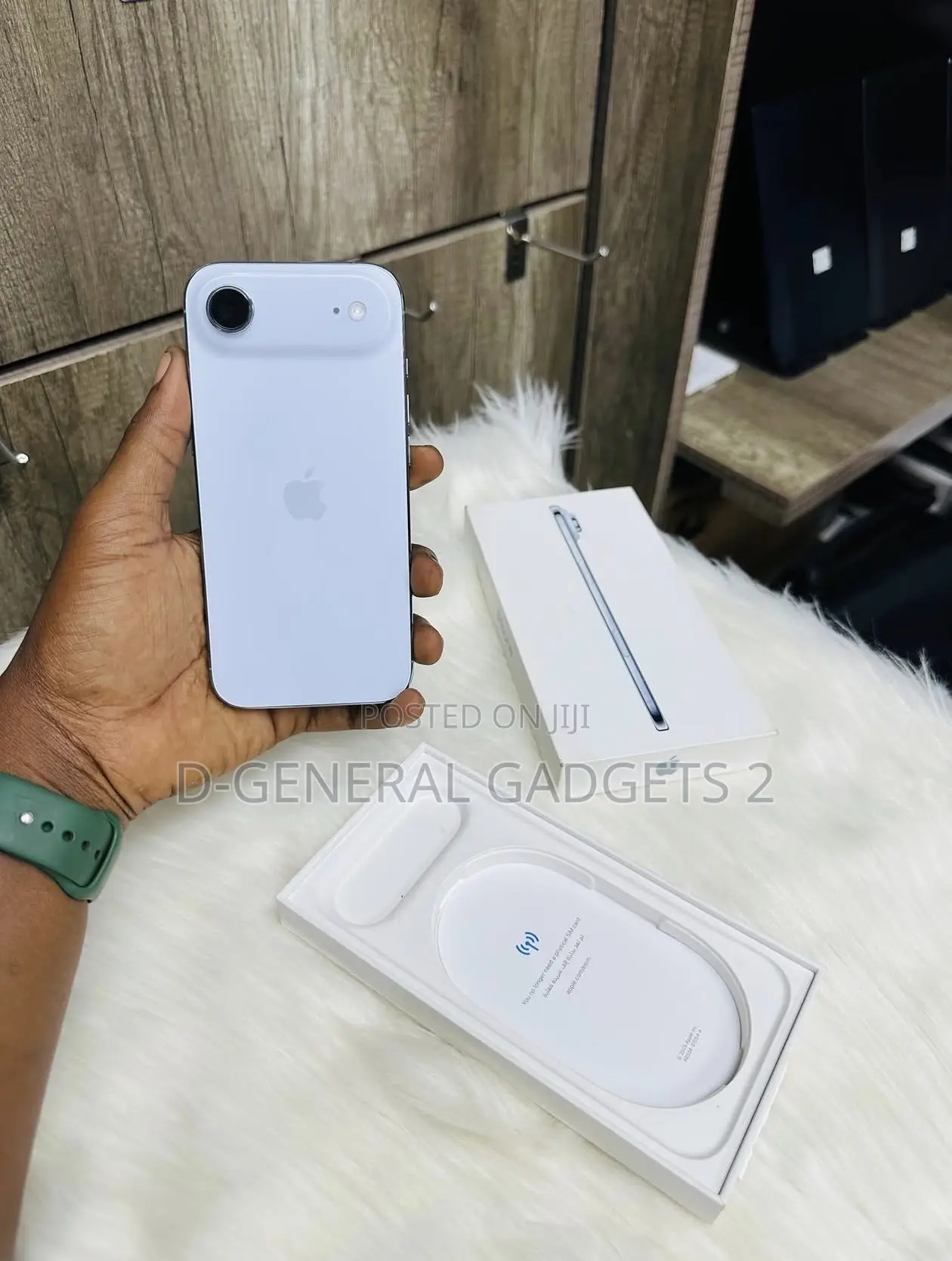 New Apple iPhone Air 256 GB Blue