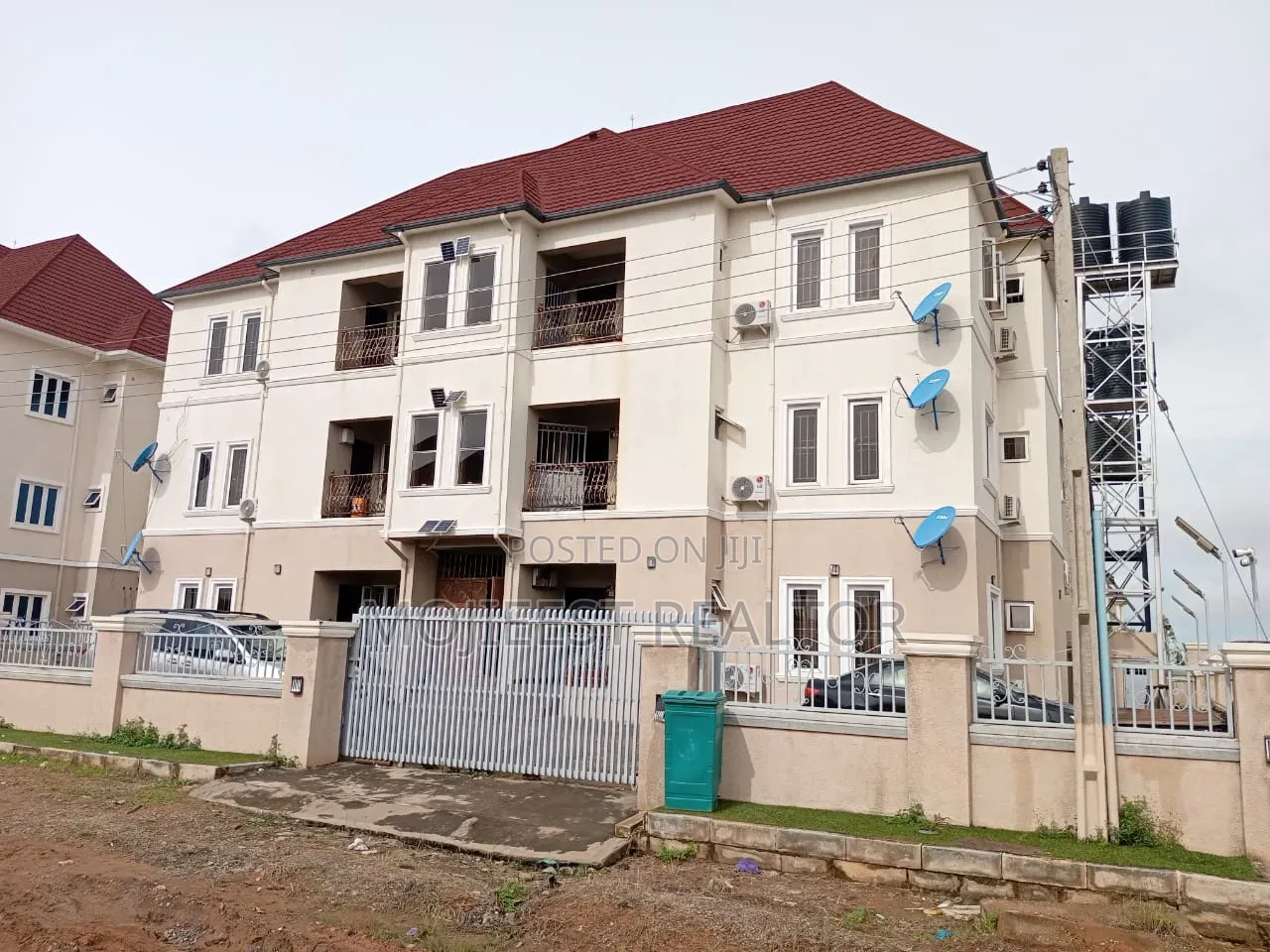 3bdrm Block of Flats in River Park Estate, Lugbe District for rent
