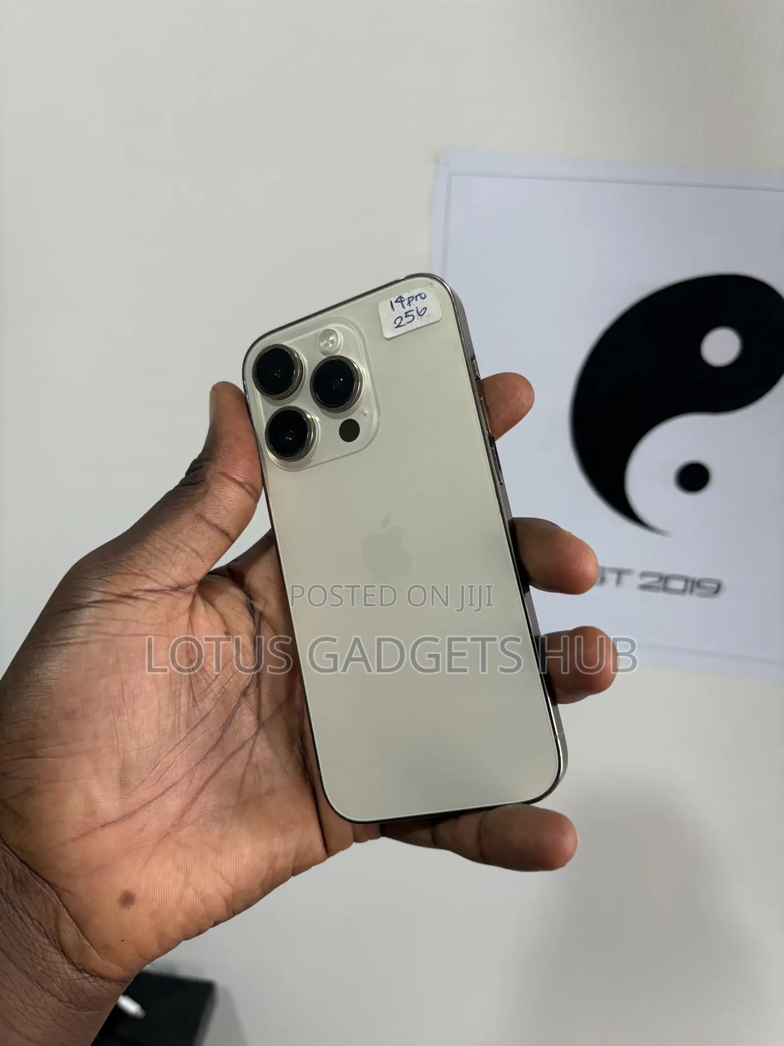 Apple iPhone 14 Pro 256 GB Gold
