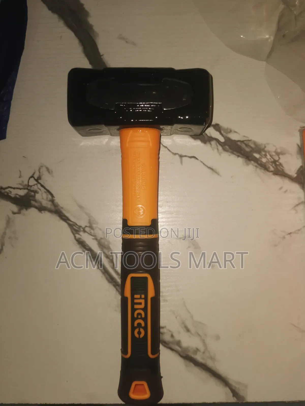 INGCO 2000g Stoning Hammer – HSTH82000 2kg