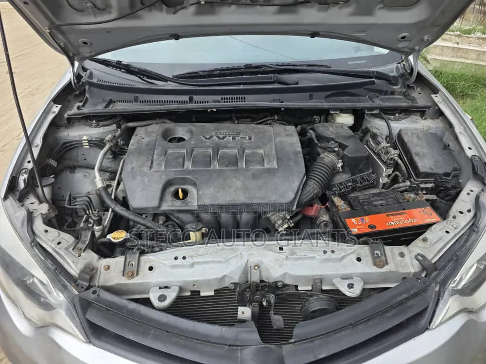 Toyota Corolla 2014 Silver