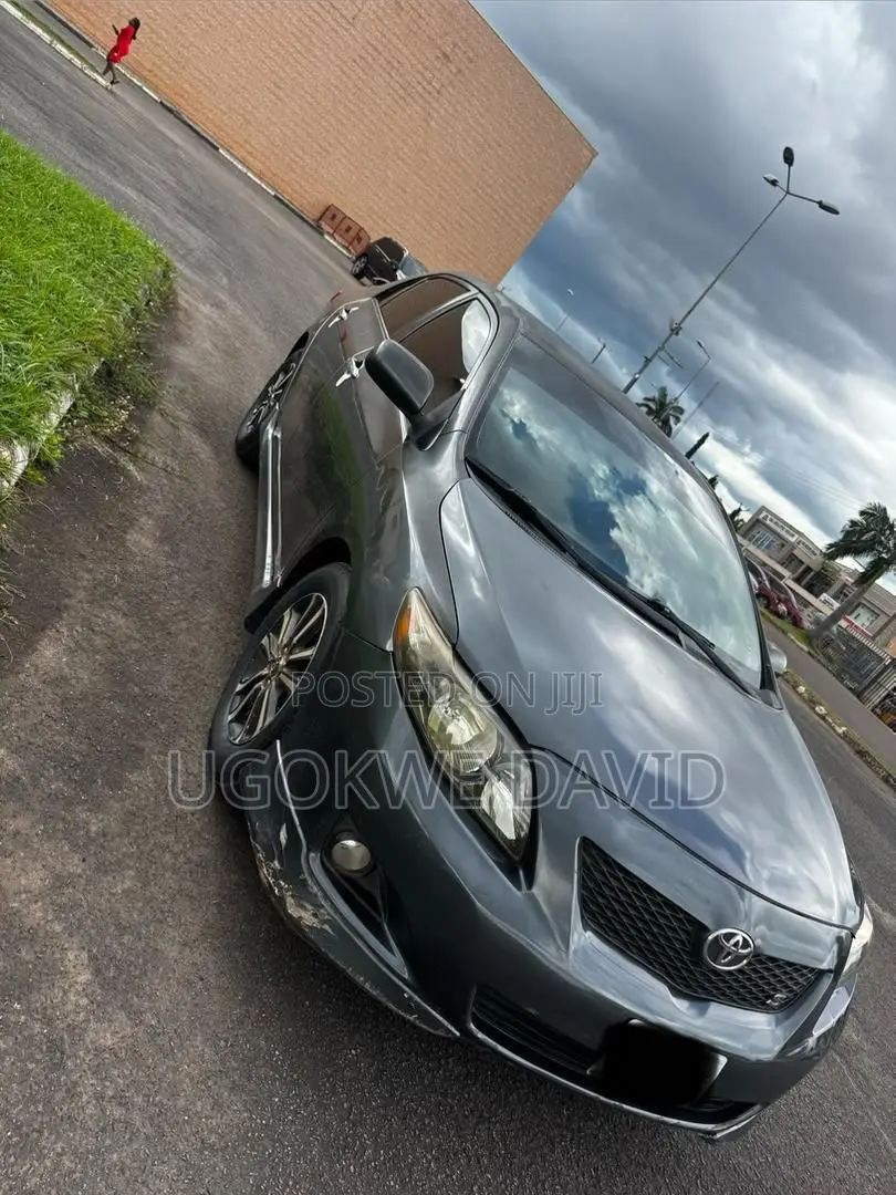 Toyota Corolla 2013 Gray