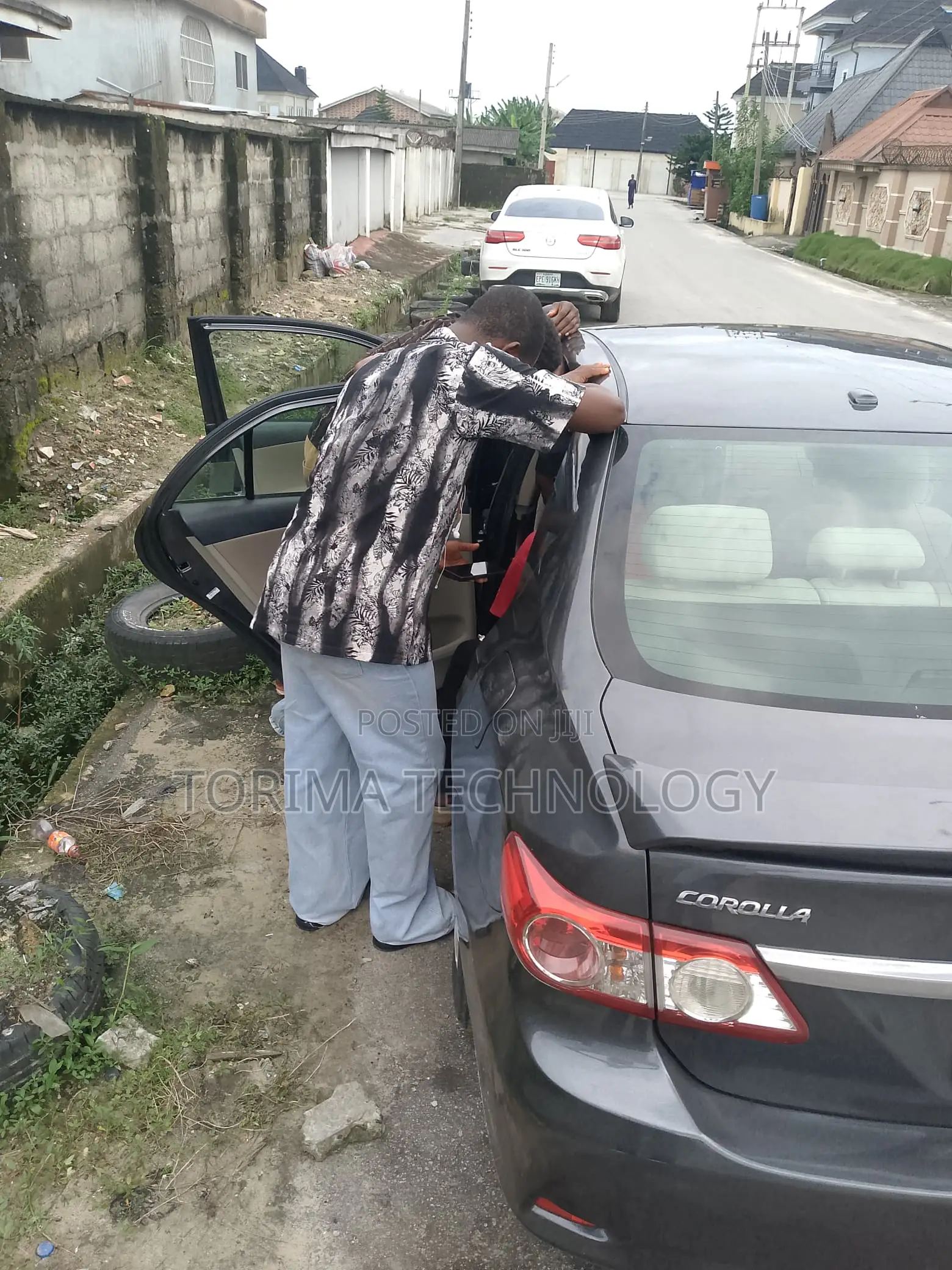 Car Tracking or Installation of GPS Car Tracking