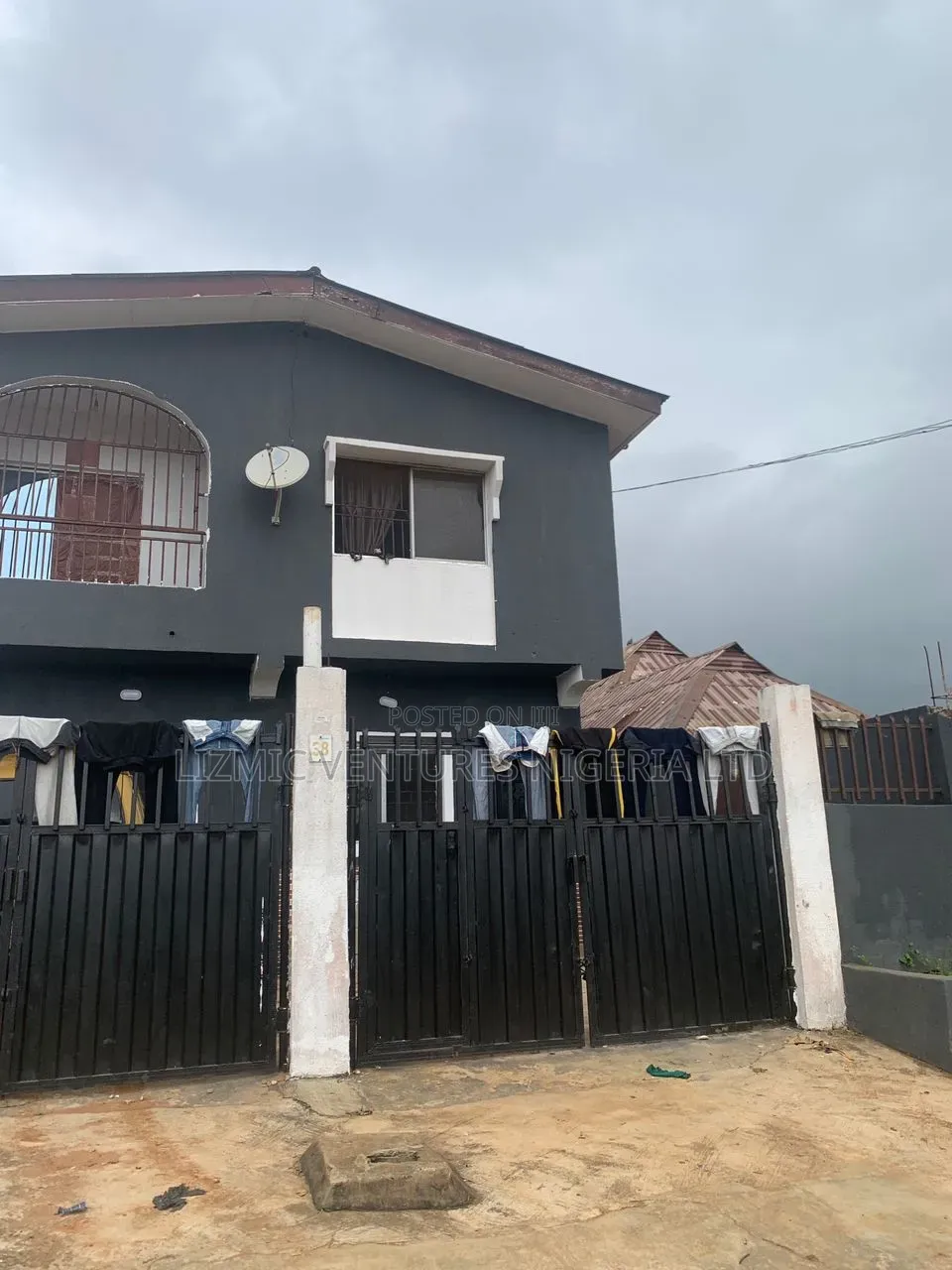 3bdrm Bungalow in Agric Estate, Ikotun/Igando for sale