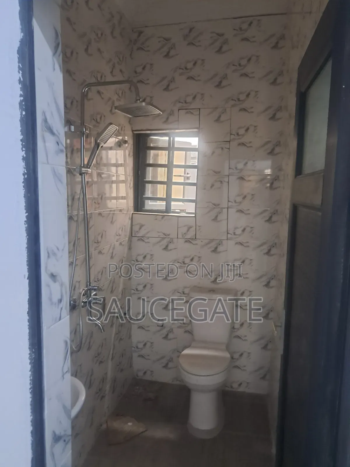 Mini Flat in Abuleado, Satellite Town for rent