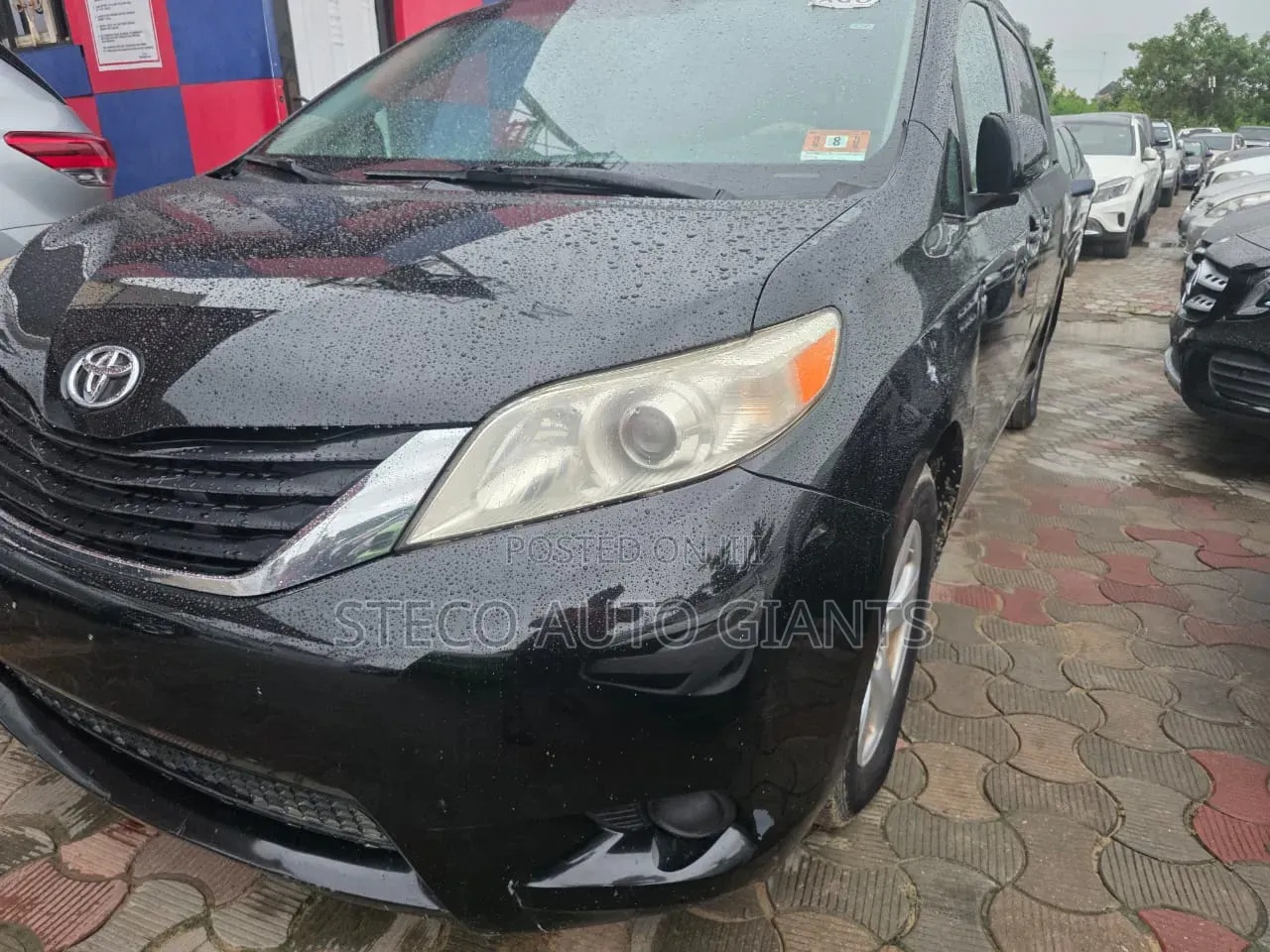 Toyota Sienna 2012 Black